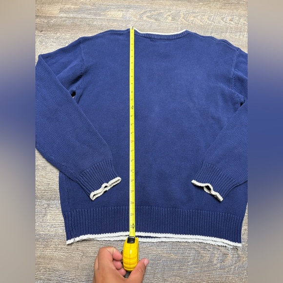Vintage Eddie Bauer Nautical Themed Blue Sweater with Floral Design - Picture 6 of 9